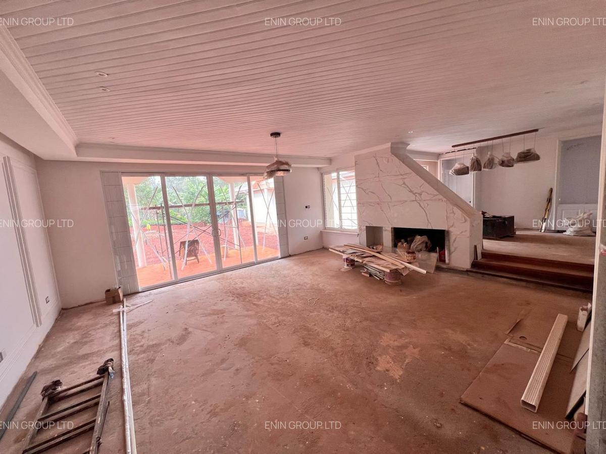 4 Bed House with En Suite at Loresho Crescent - 5