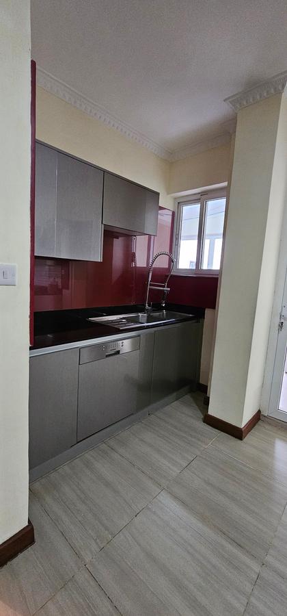 4 Bed Apartment with En Suite at General Mathenge - 4