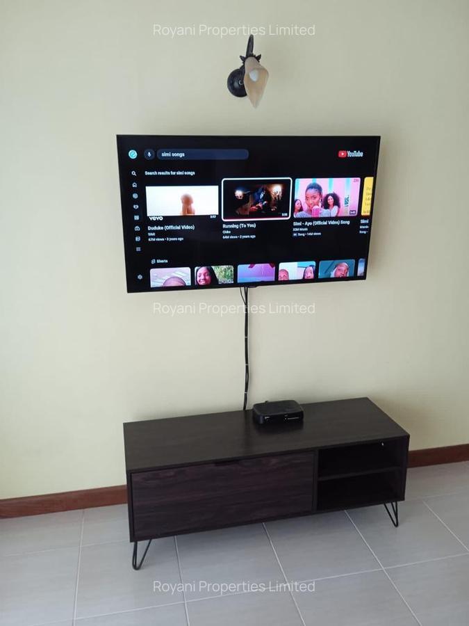 Serviced 3 Bed Apartment with En Suite in Kileleshwa - 2