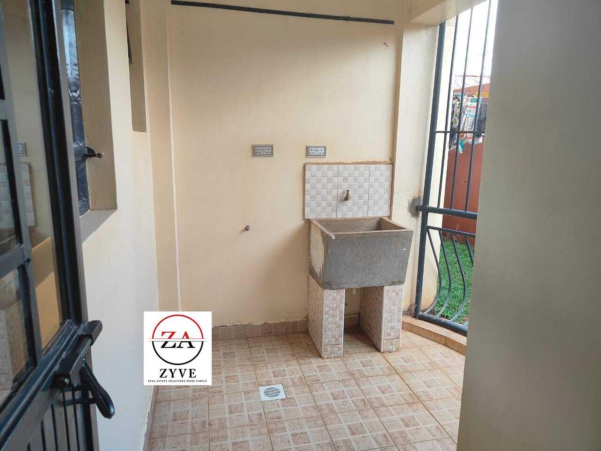 3 Bed Apartment with En Suite at Near Seasons - 15