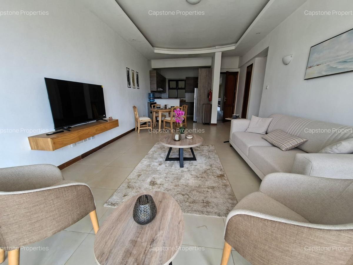 Serviced 2 Bed Apartment with En Suite in Westlands Area - 9