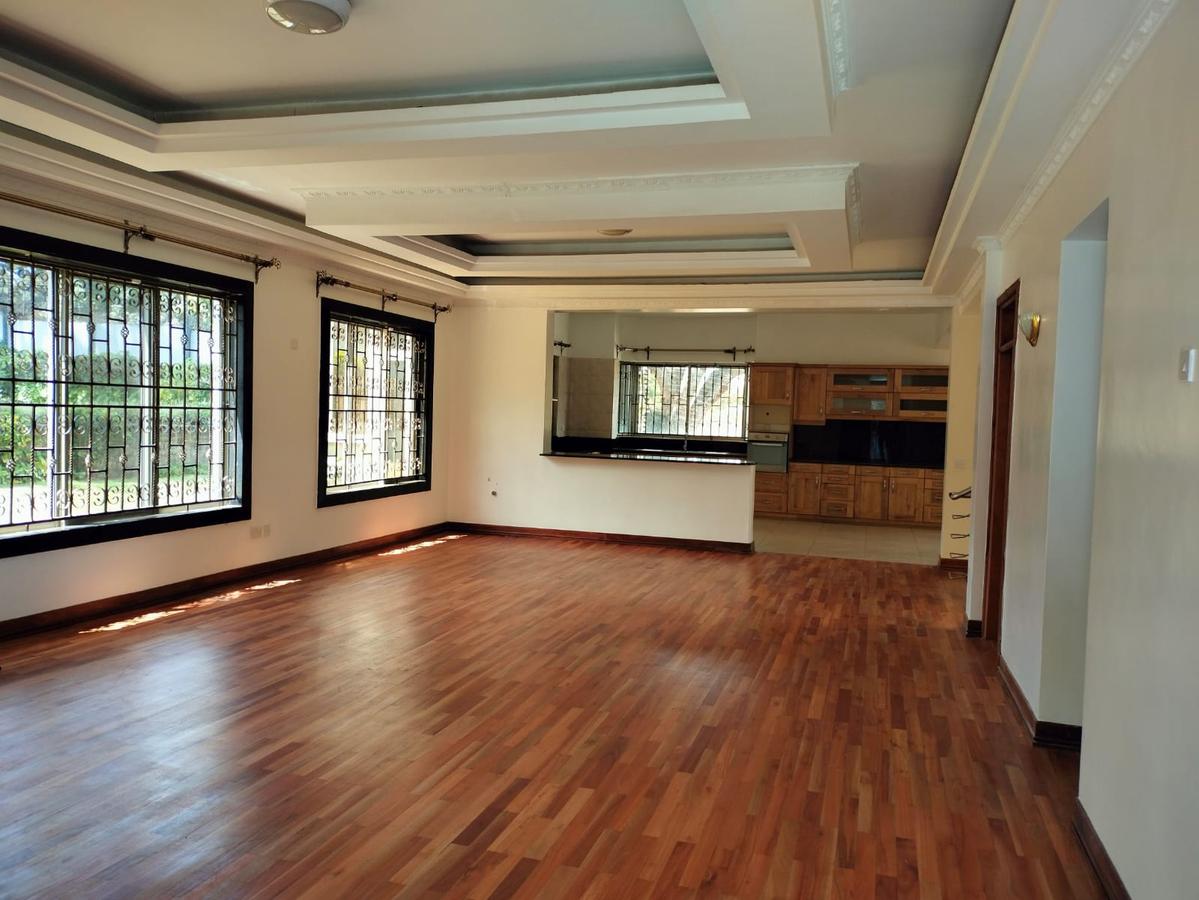 5 Bed Townhouse with En Suite at Off Peponi Road - 3