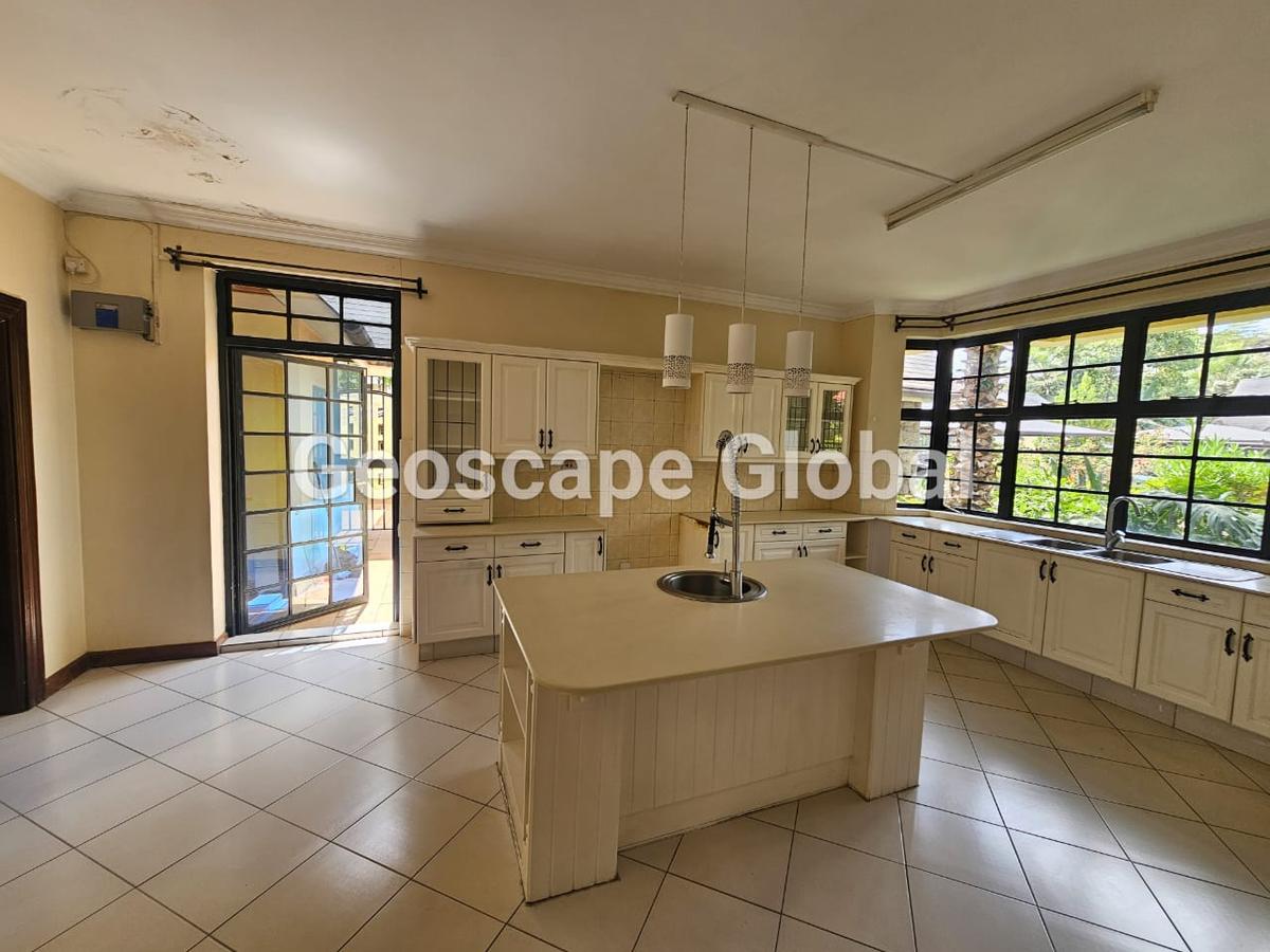 5 Bed House with En Suite in Karen - 3