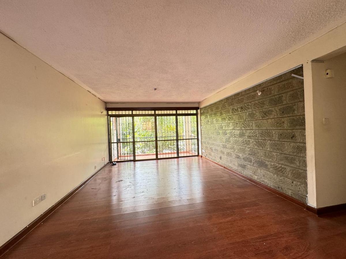 3 Bed Apartment with En Suite in Kileleshwa - 10