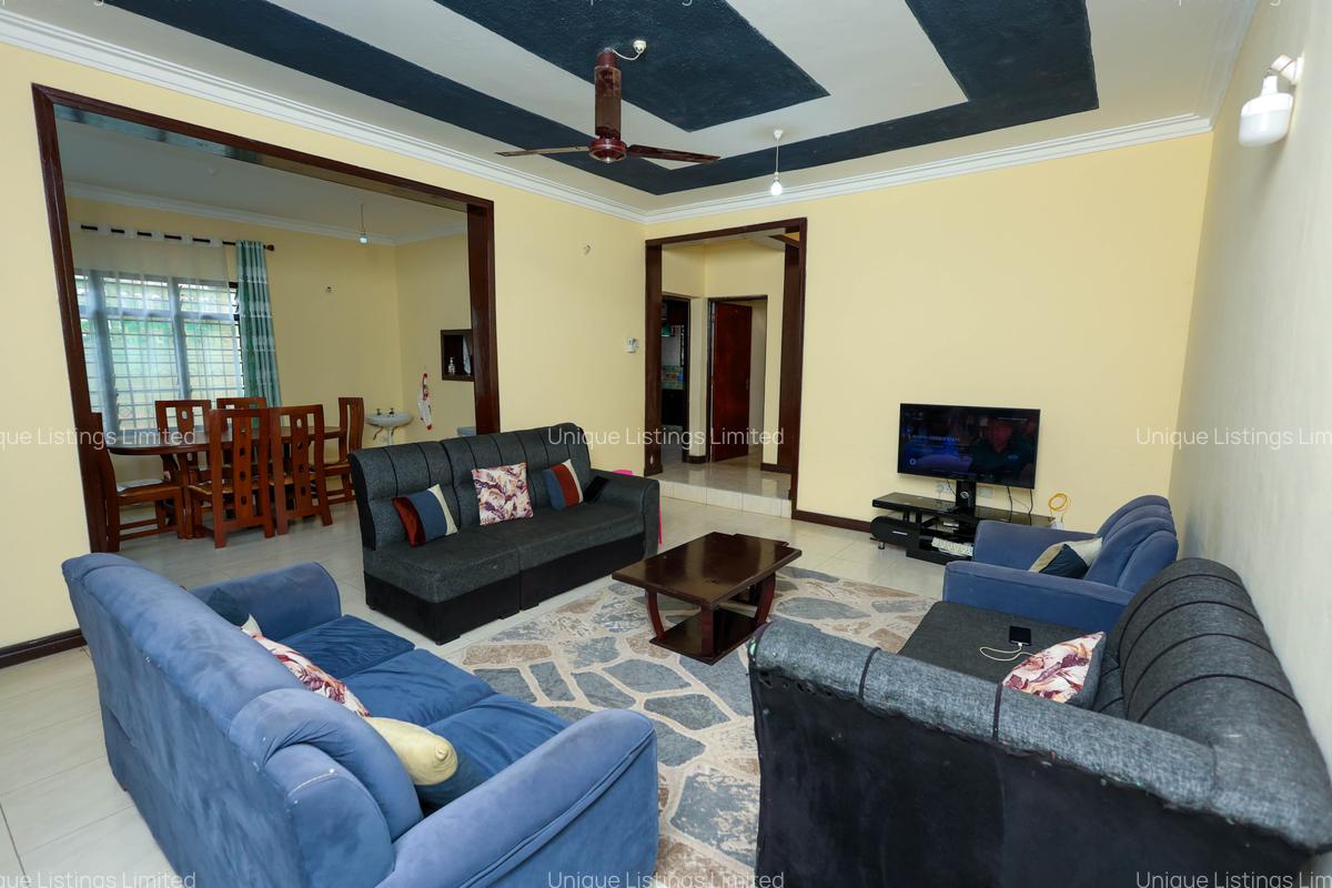 4 Bed House with Staff Quarters in Nyali Area - 6