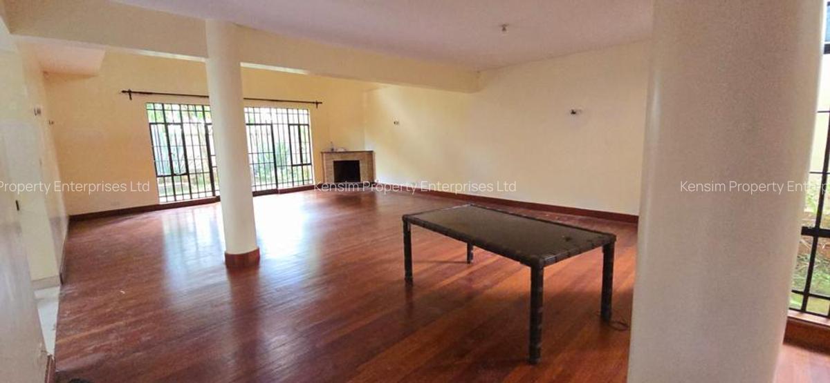 5 Bed Townhouse with En Suite in Lavington - 8