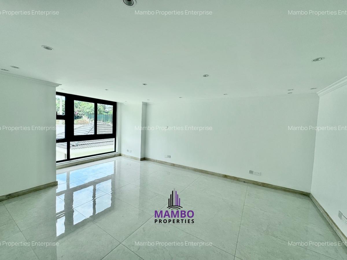 5 Bed House with En Suite at Runda - 18