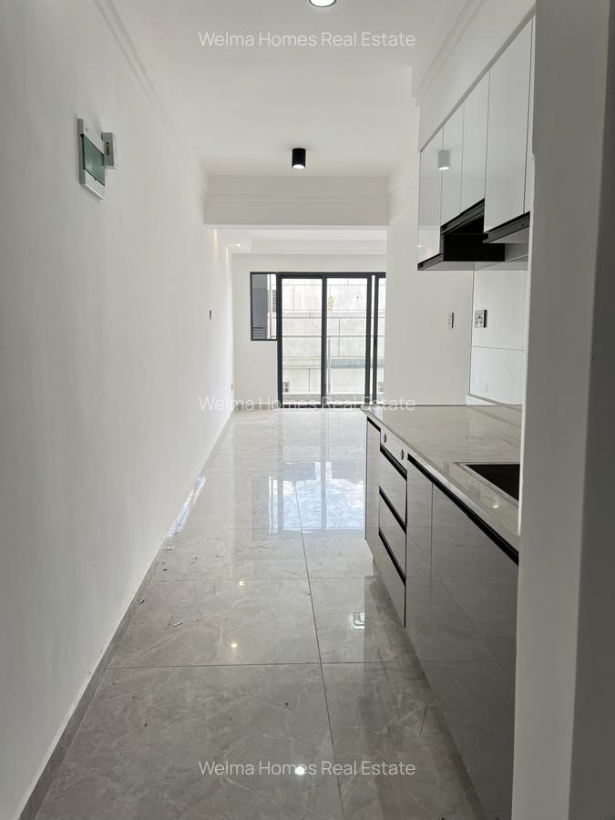 1 Bed Apartment with Gym in Kilimani - 1