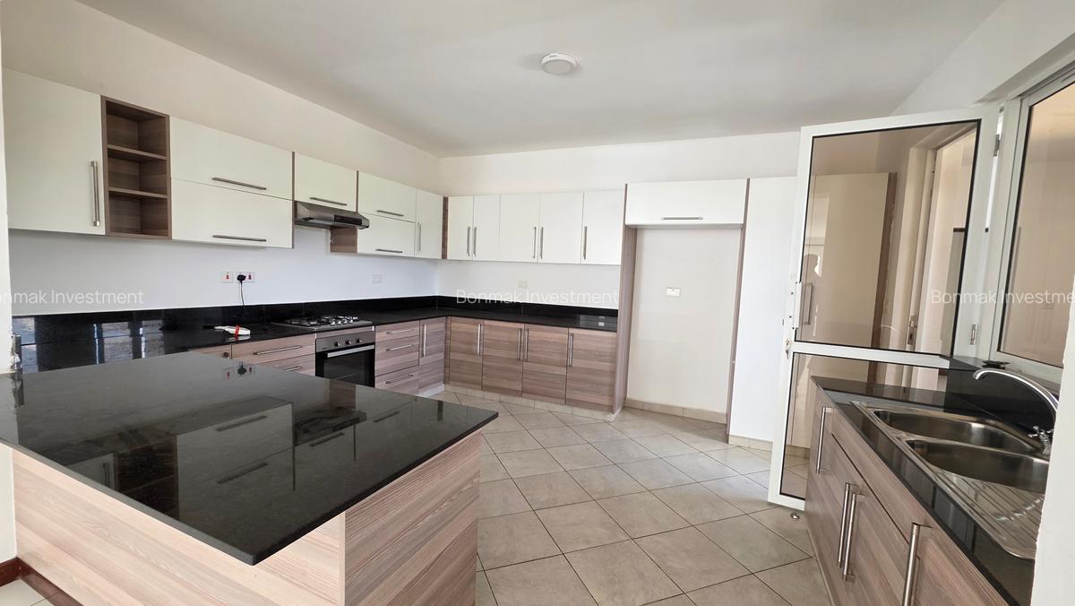 2 Bed Apartment with En Suite at Brookside Drive - 2