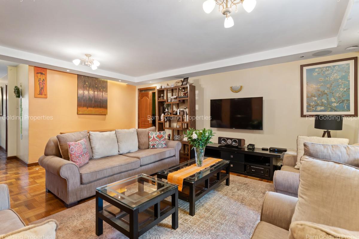 3 Bed Apartment with En Suite at Westlands Avenue - 14