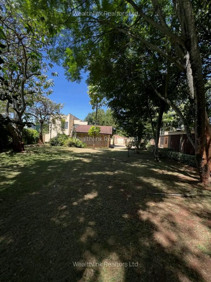 4 Bed House with En Suite at Runda - 2