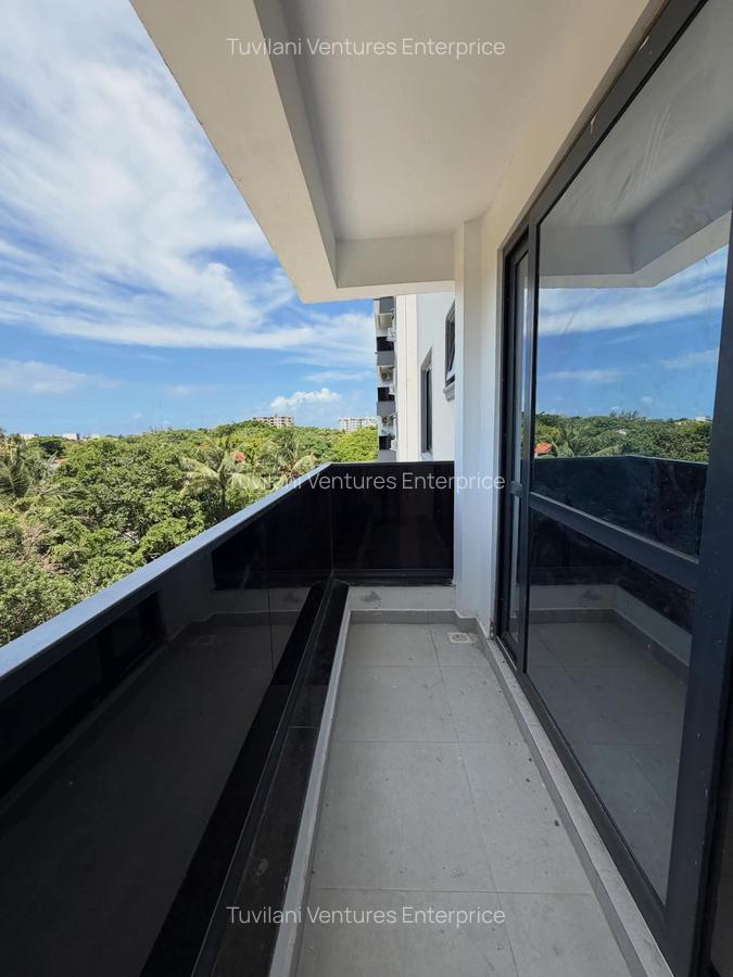 Serviced 3 Bed Apartment with En Suite at Nyali Mombasa - 6