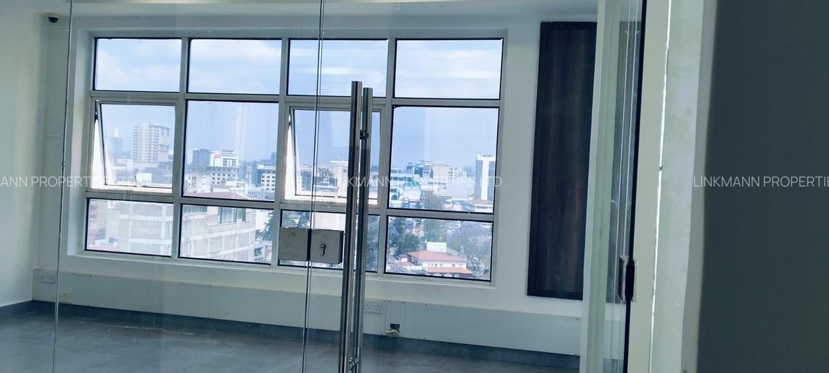 1,078 ft² Office with Service Charge Included in Westlands Area - 10