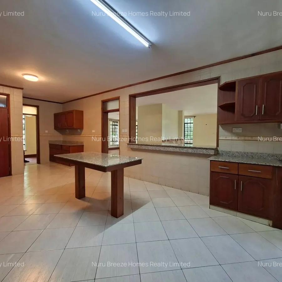 4 Bed House with En Suite in Muthaiga - 11