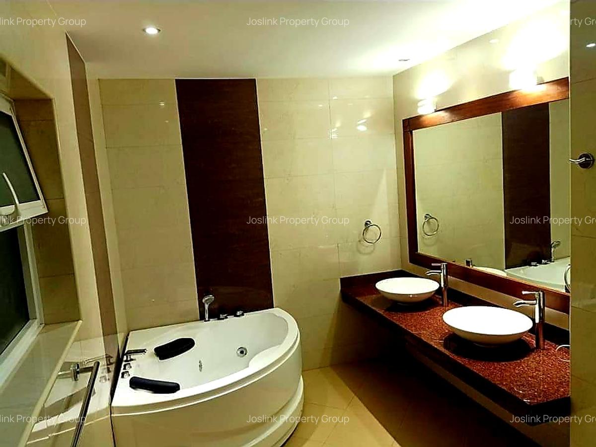 Serviced 3 Bed Apartment with En Suite in Shanzu - 13