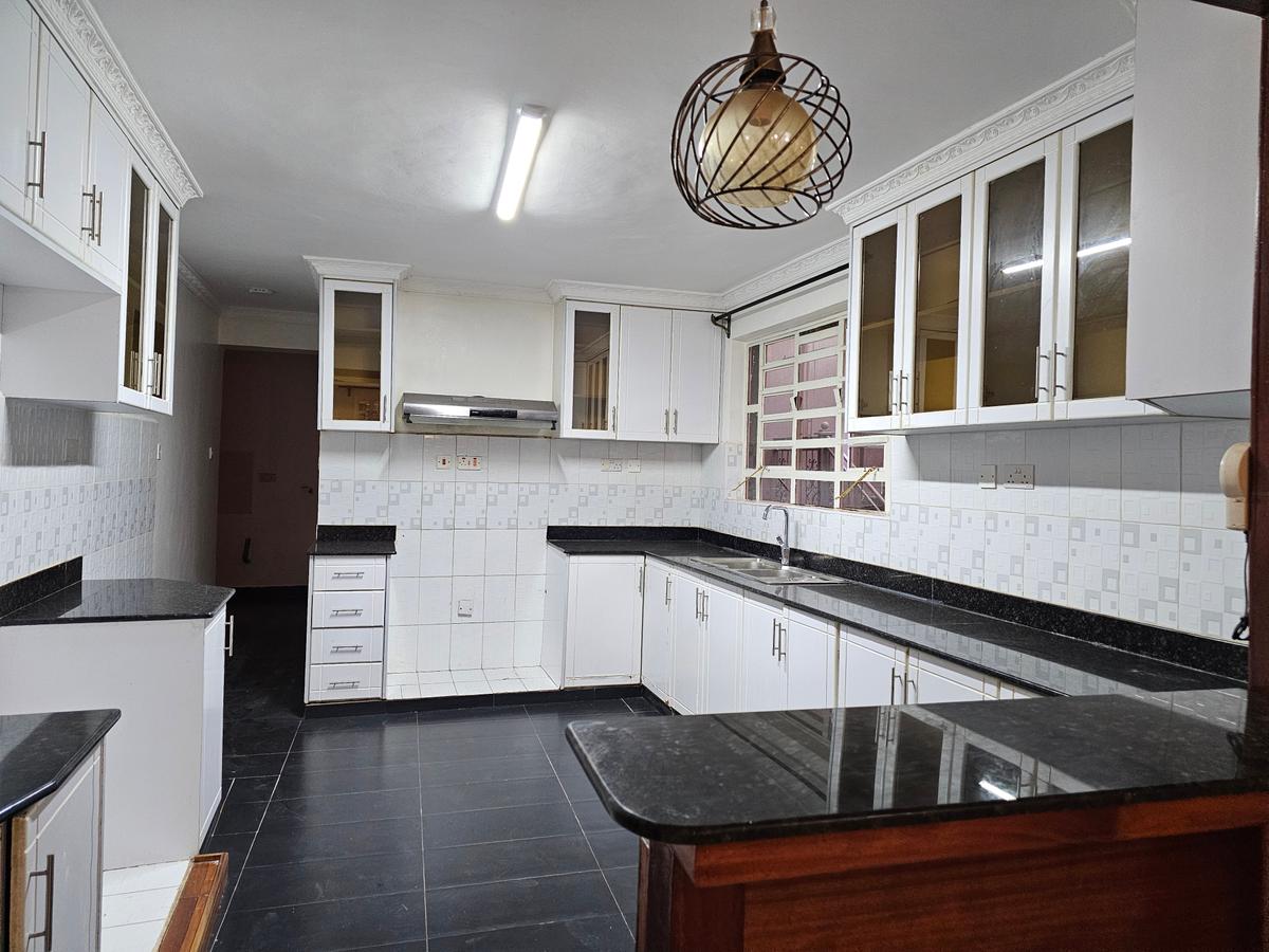 4 Bed House with En Suite at Kiambu Road - 11