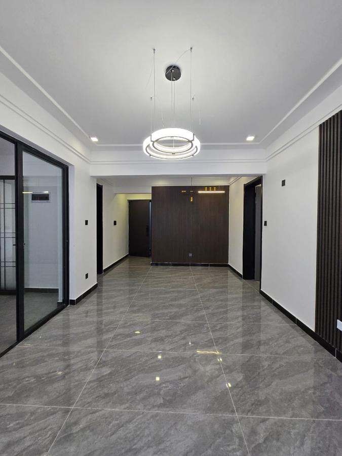 2 Bed House with En Suite in Lavington - 8