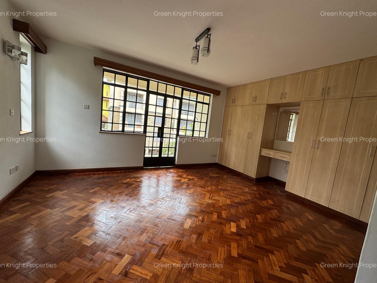 Serviced 3 Bed Apartment with En Suite in Lavington - 8