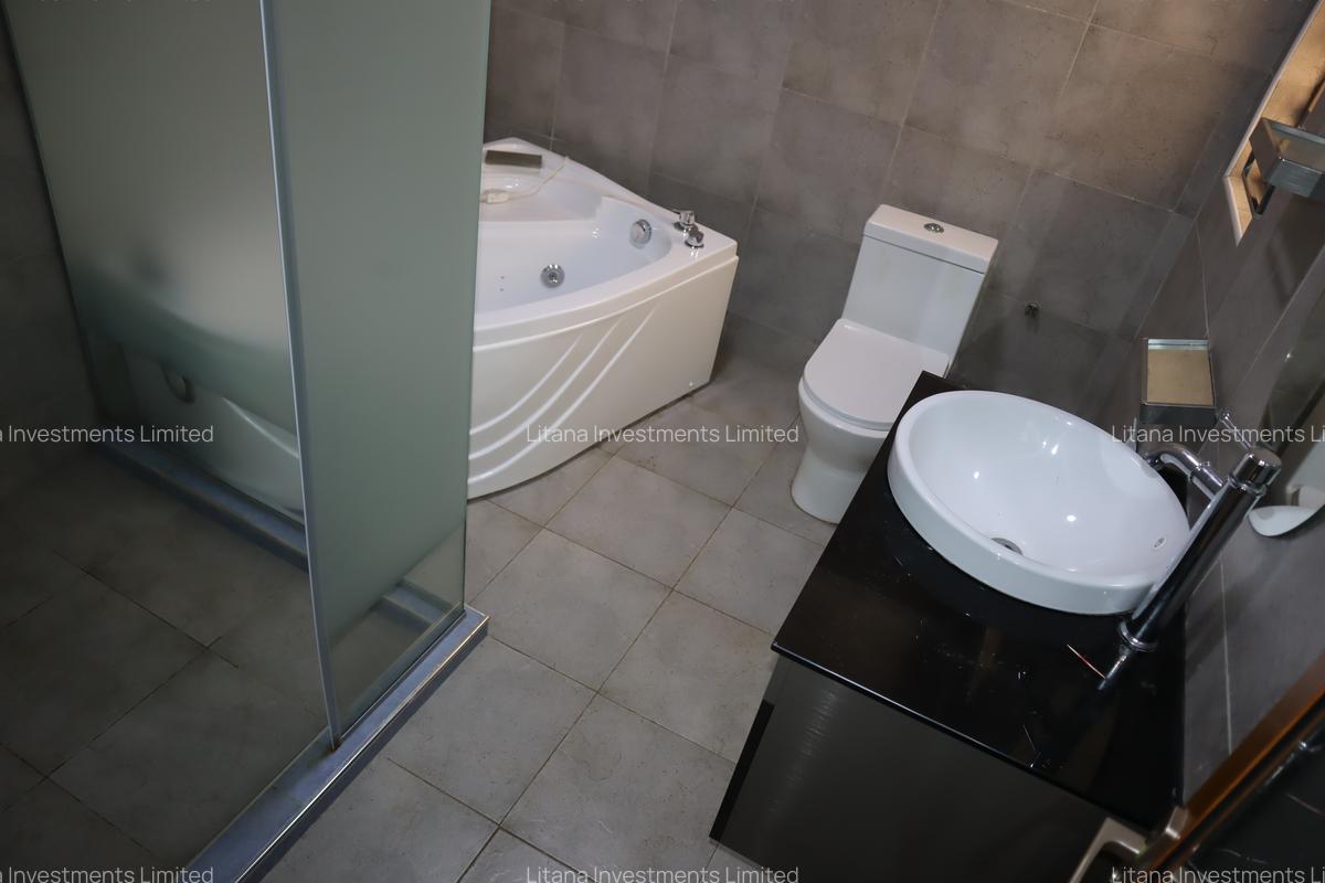 4 Bed House with En Suite at Kamakis - 11