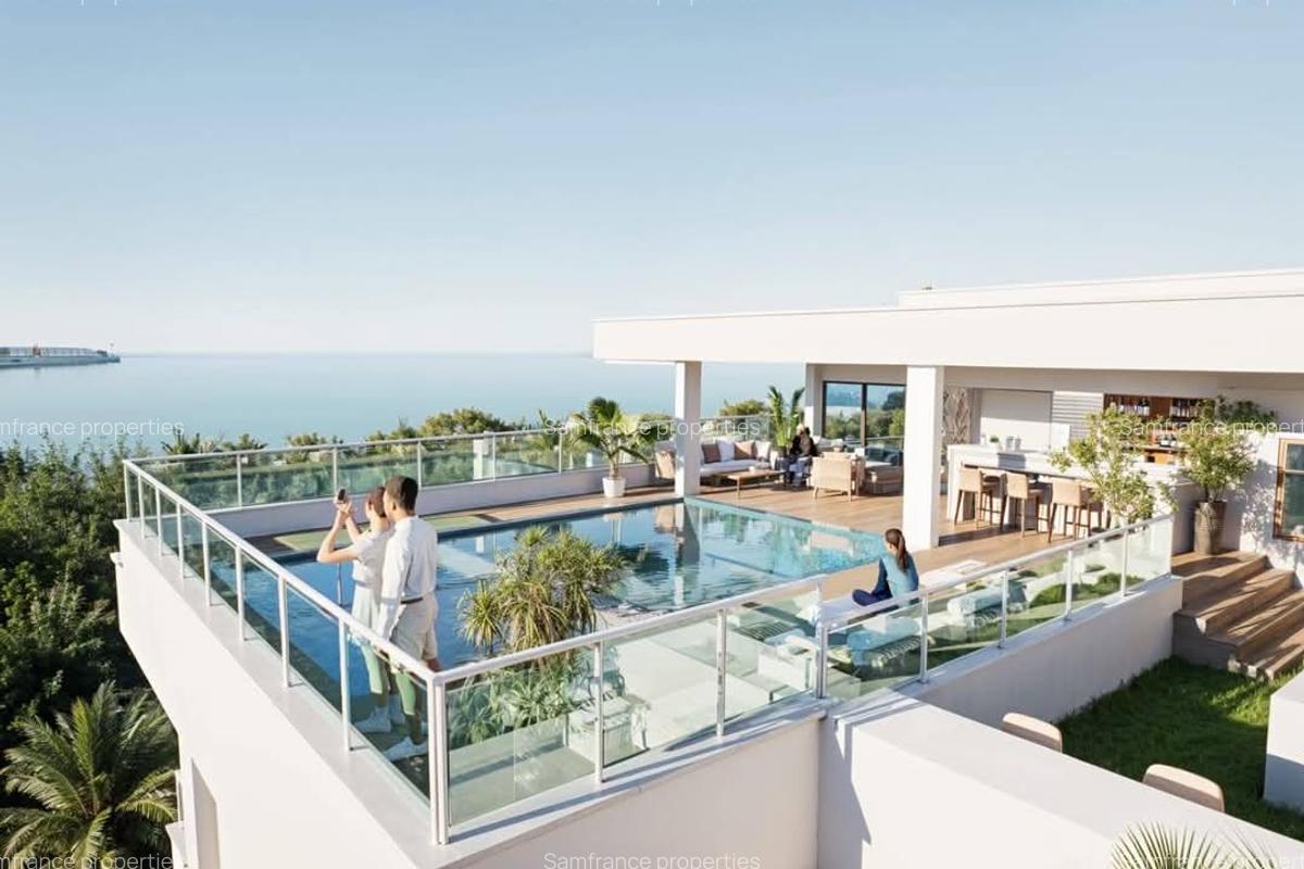 Serviced Studio Apartment with En Suite at Volume Club Road - 2