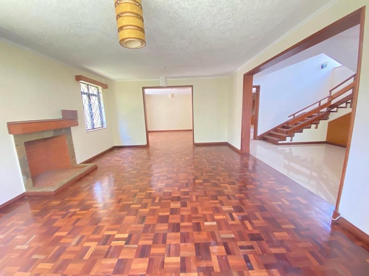 5 Bed Townhouse with En Suite in Lavington - 5