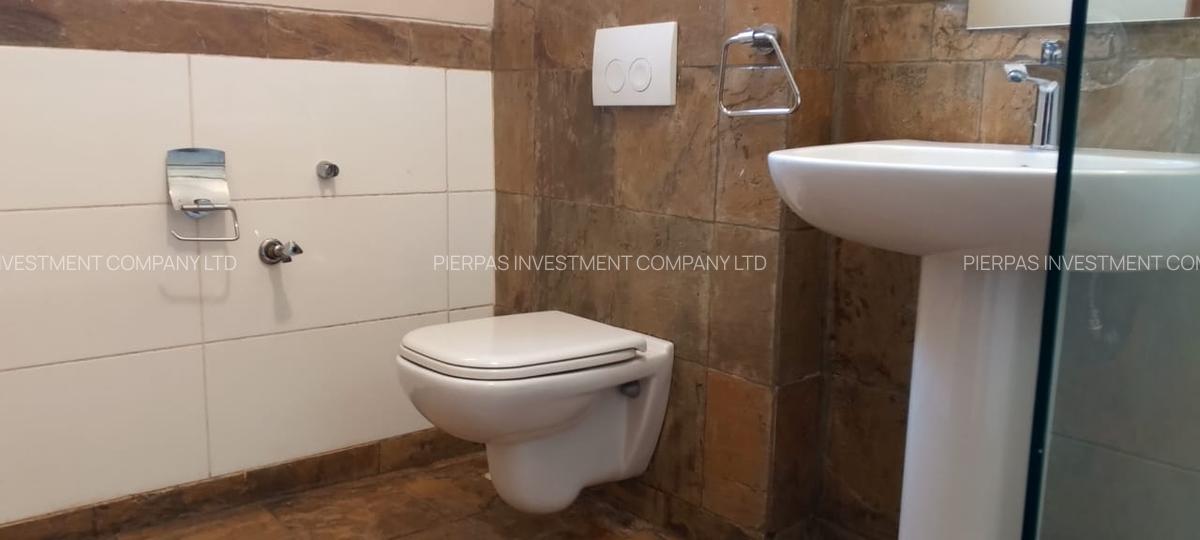 Serviced 3 Bed Apartment with En Suite in Riverside - 8