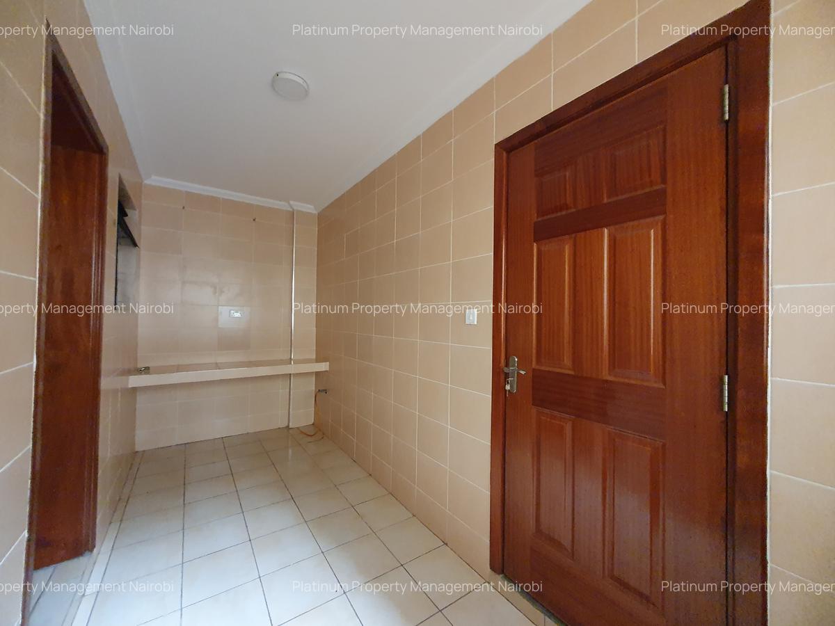 2 Bed Apartment with En Suite at Rhapta Rd - 6