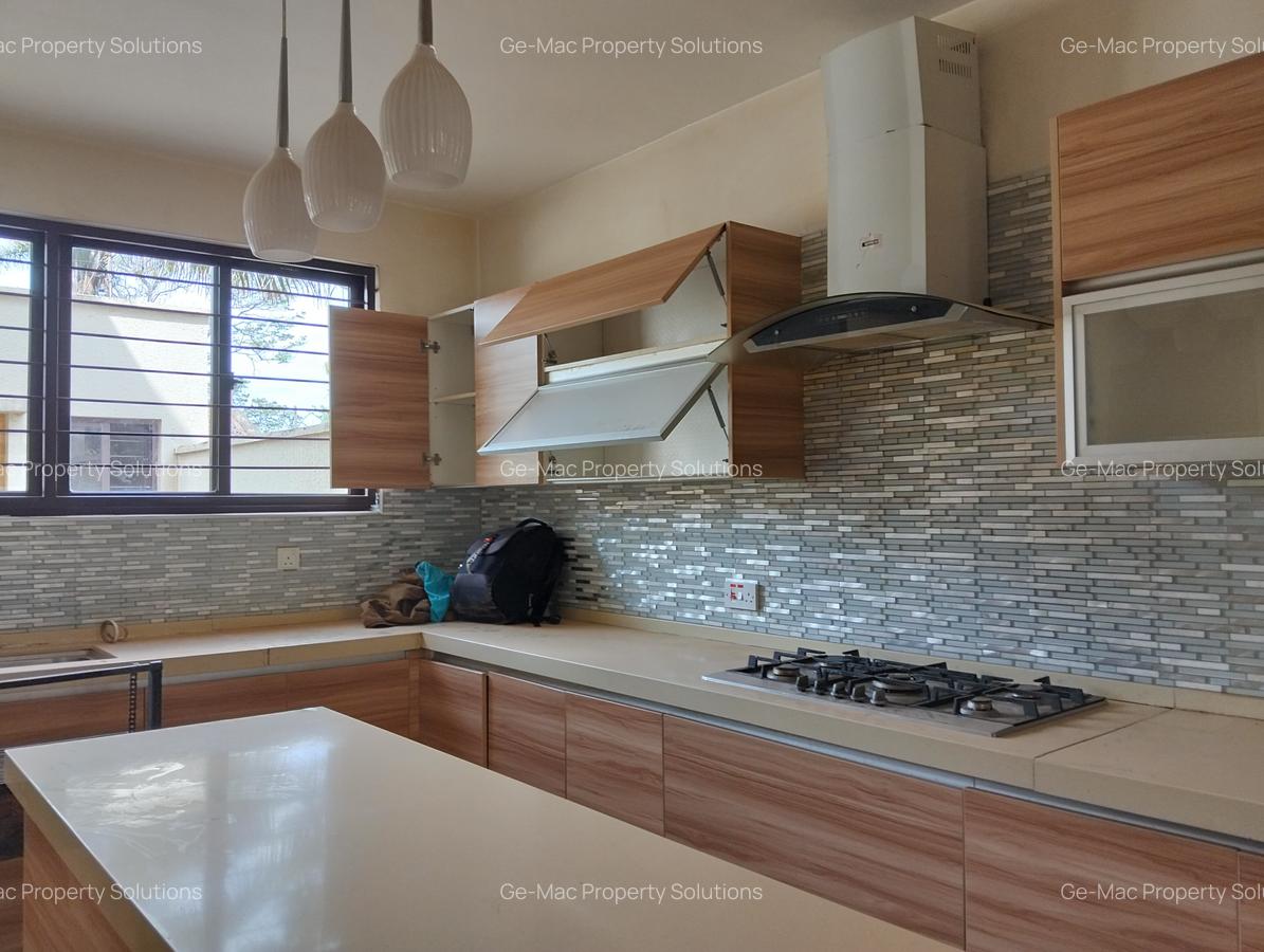 5 Bed House in Lavington - 5