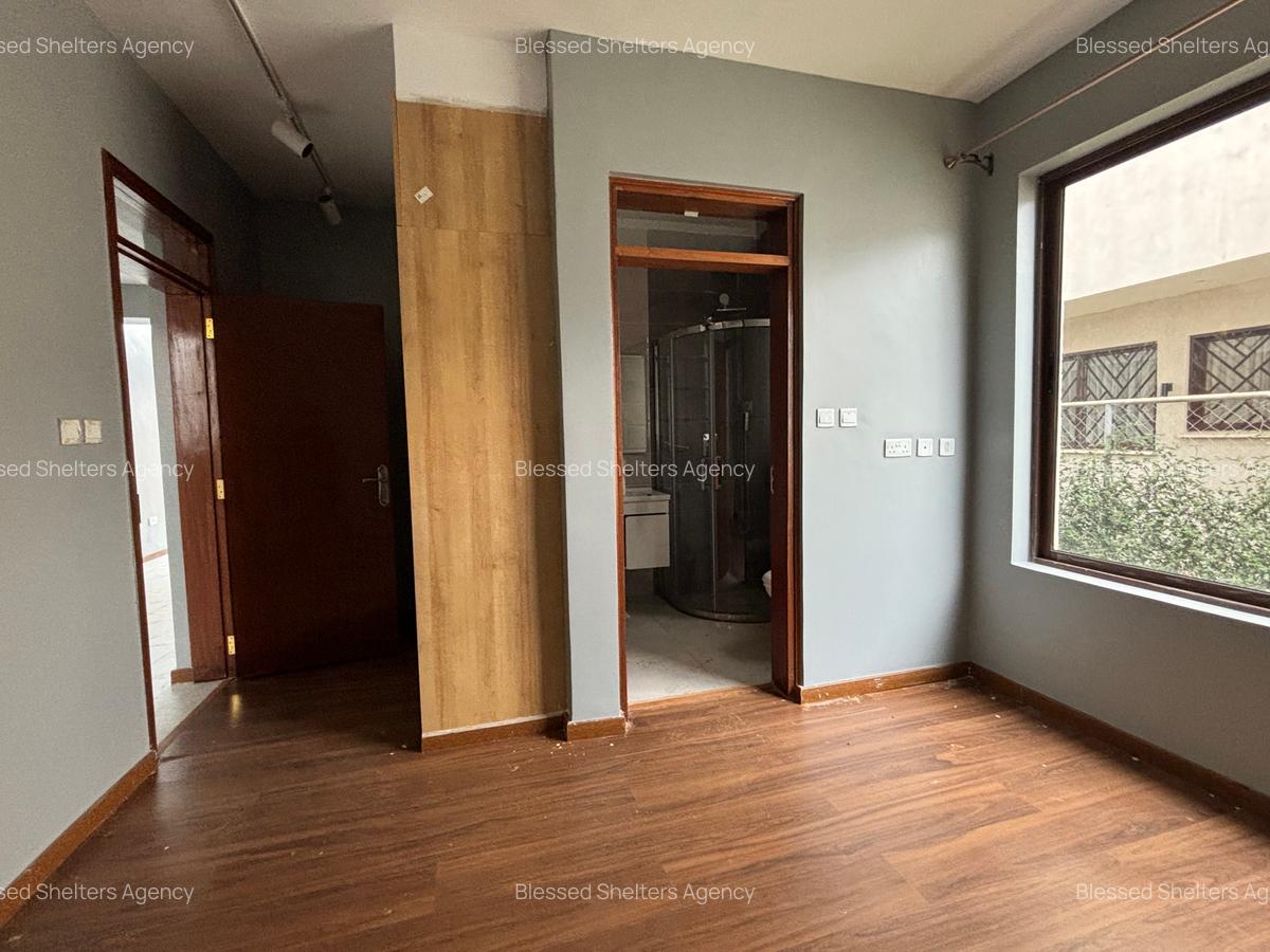 4 Bed Villa with En Suite in Kiambu Road - 16