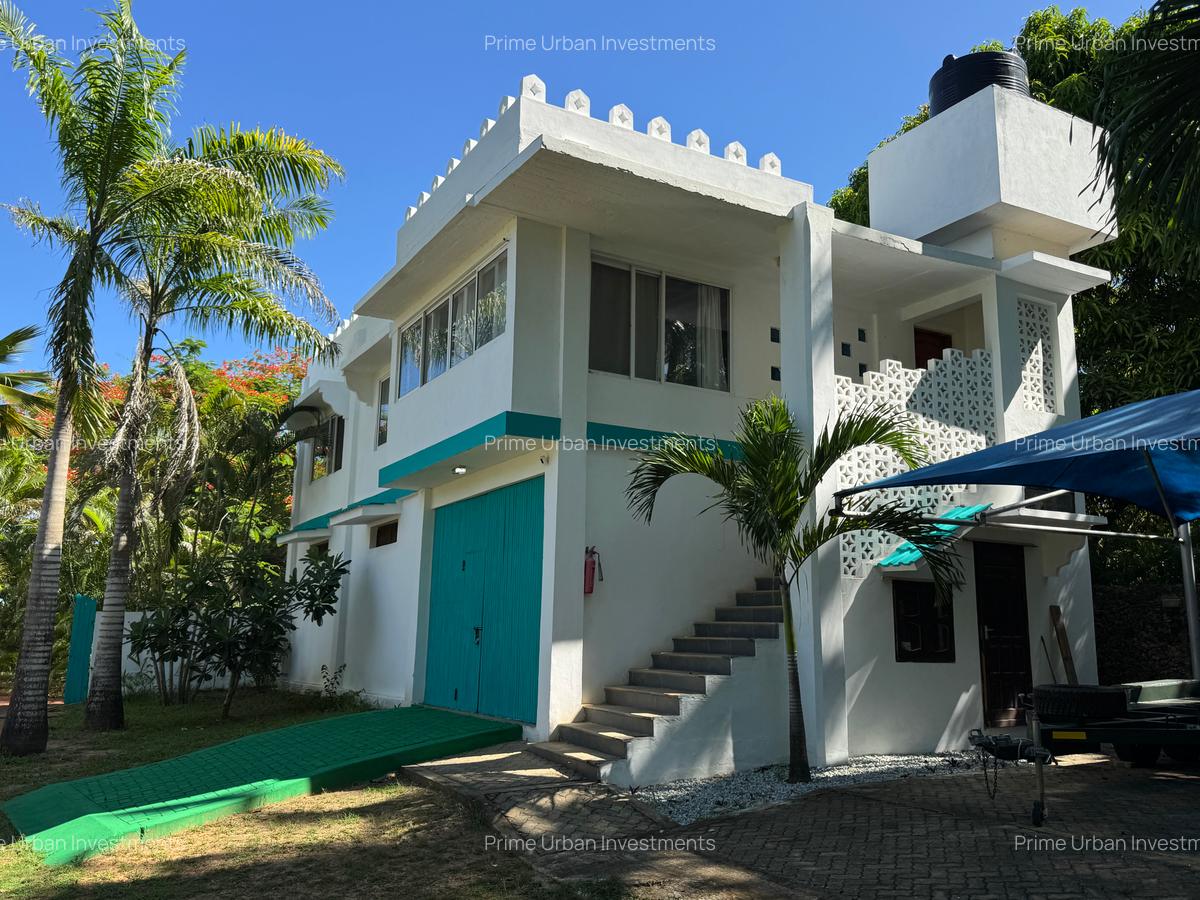 4 Bed Townhouse with En Suite in Mtwapa - 14