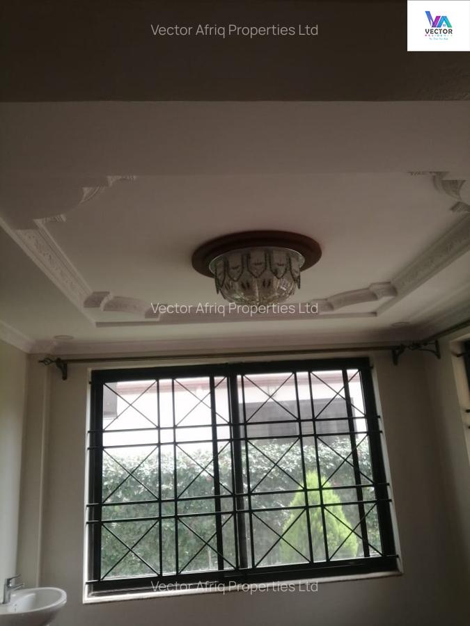 5 Bed Townhouse with En Suite in Syokimau - 6