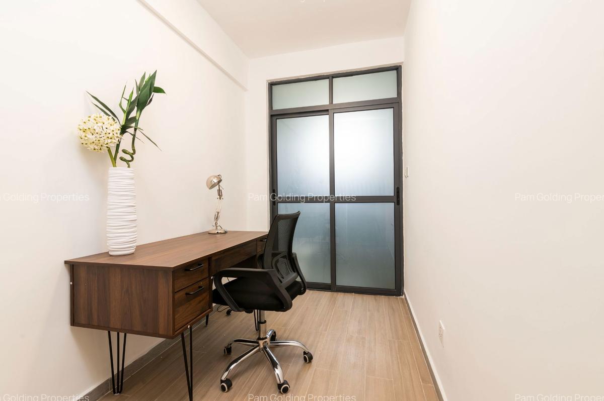 2 Bed Apartment with En Suite in Riverside - 6