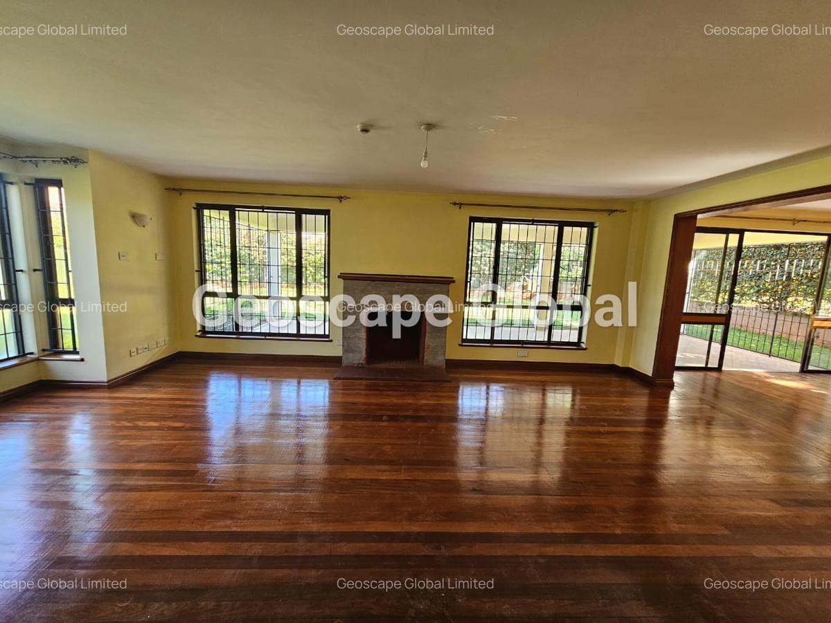 5 Bed House with En Suite in Runda - 6