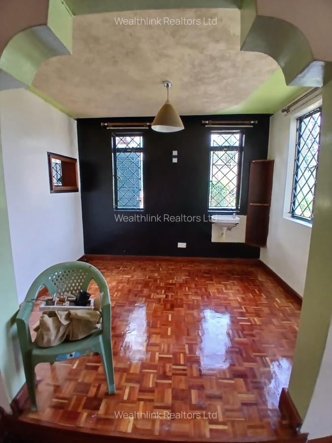 4 Bed House with En Suite at Thindigua - 7