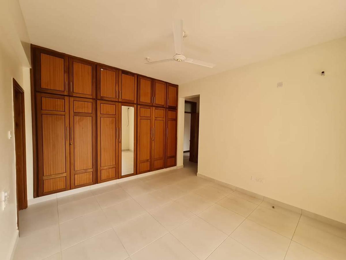 3 Bed Apartment with En Suite in Nyali Area - 2