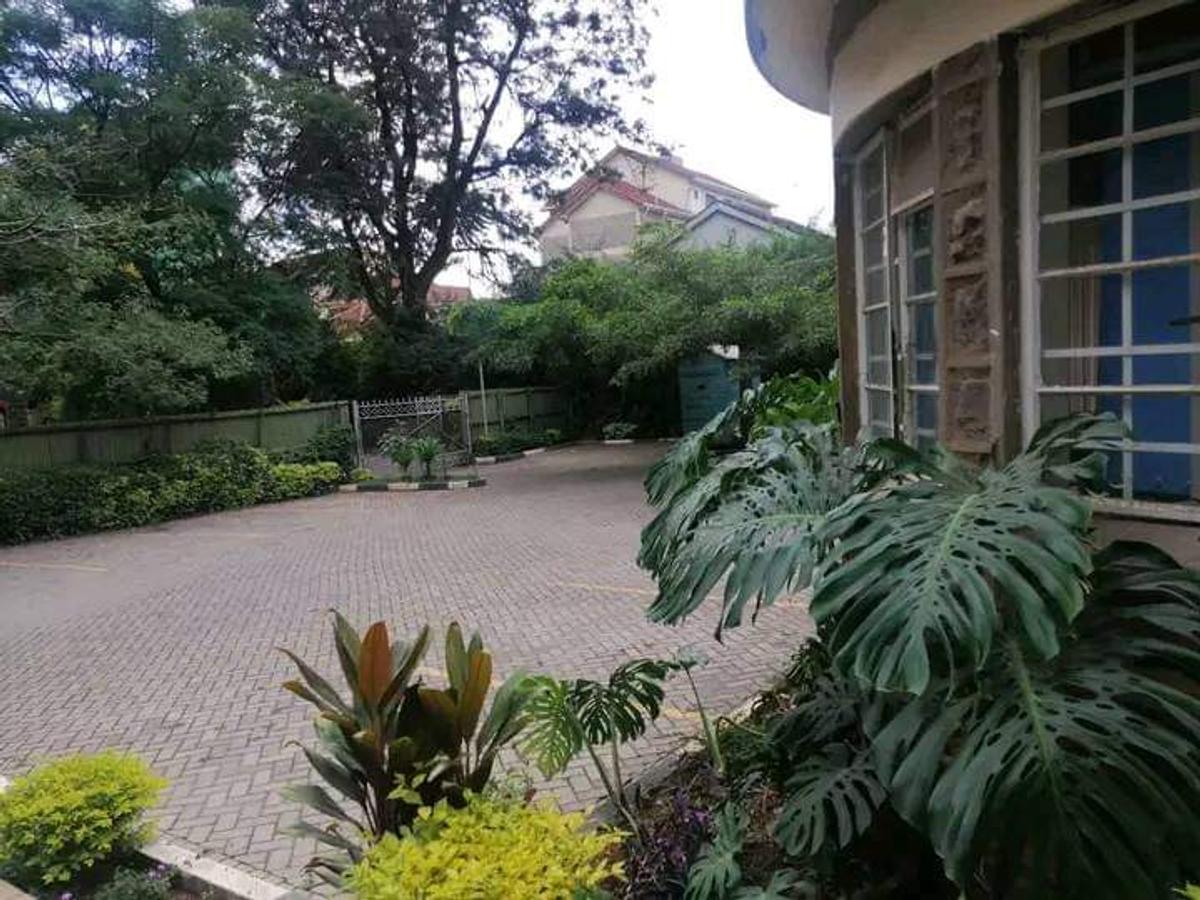 7 Bed House with En Suite at Kilimani - 4