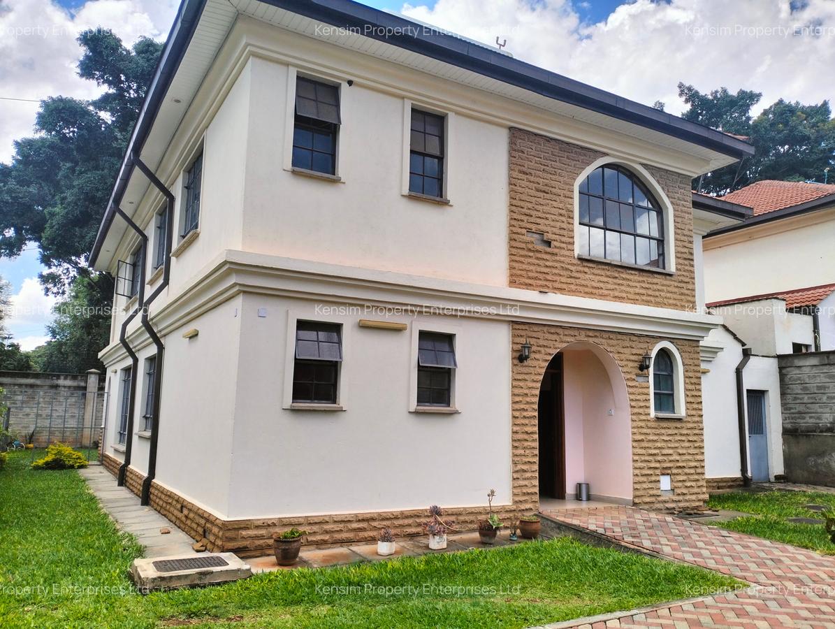 4 Bed Townhouse with En Suite in Lavington - 2