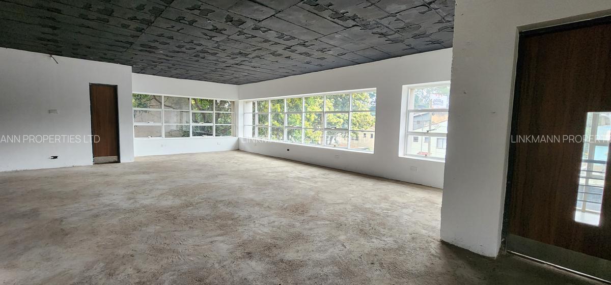 3,245 ft² Office with Service Charge Included in Westlands Area - 10