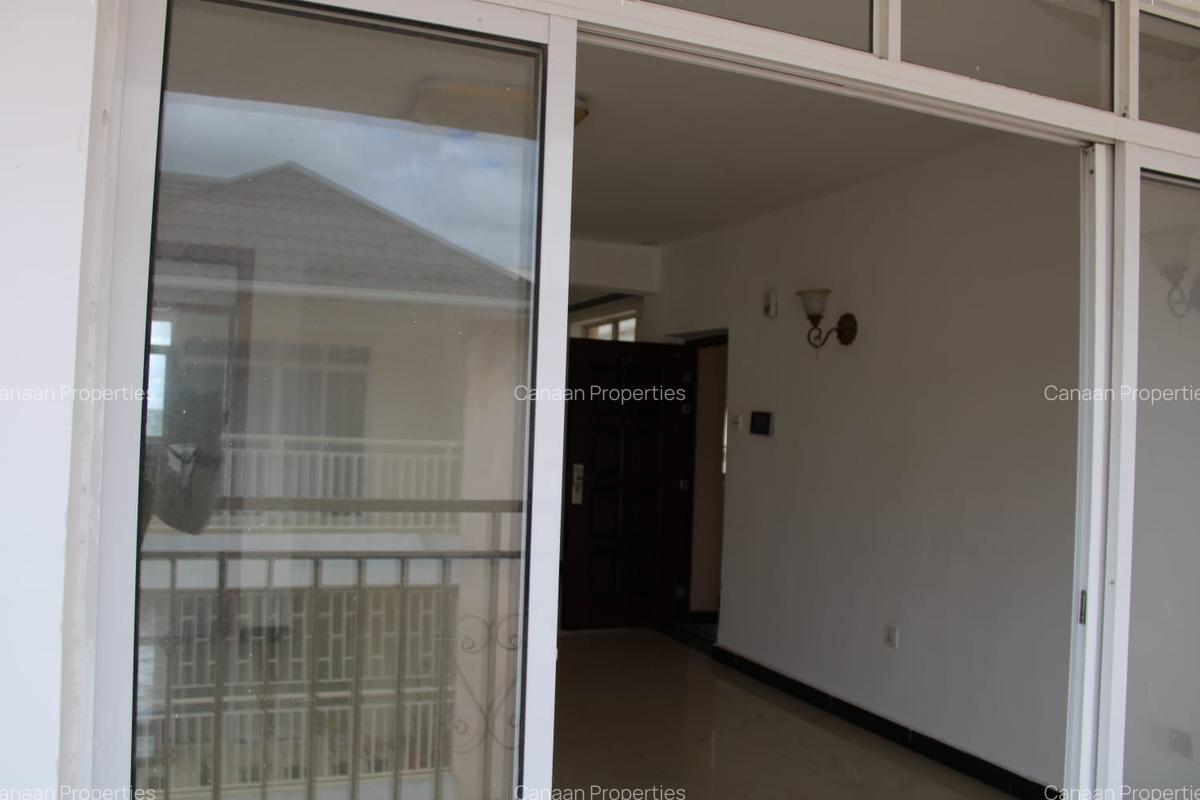 2 Bed Apartment with Borehole in Syokimau - 4
