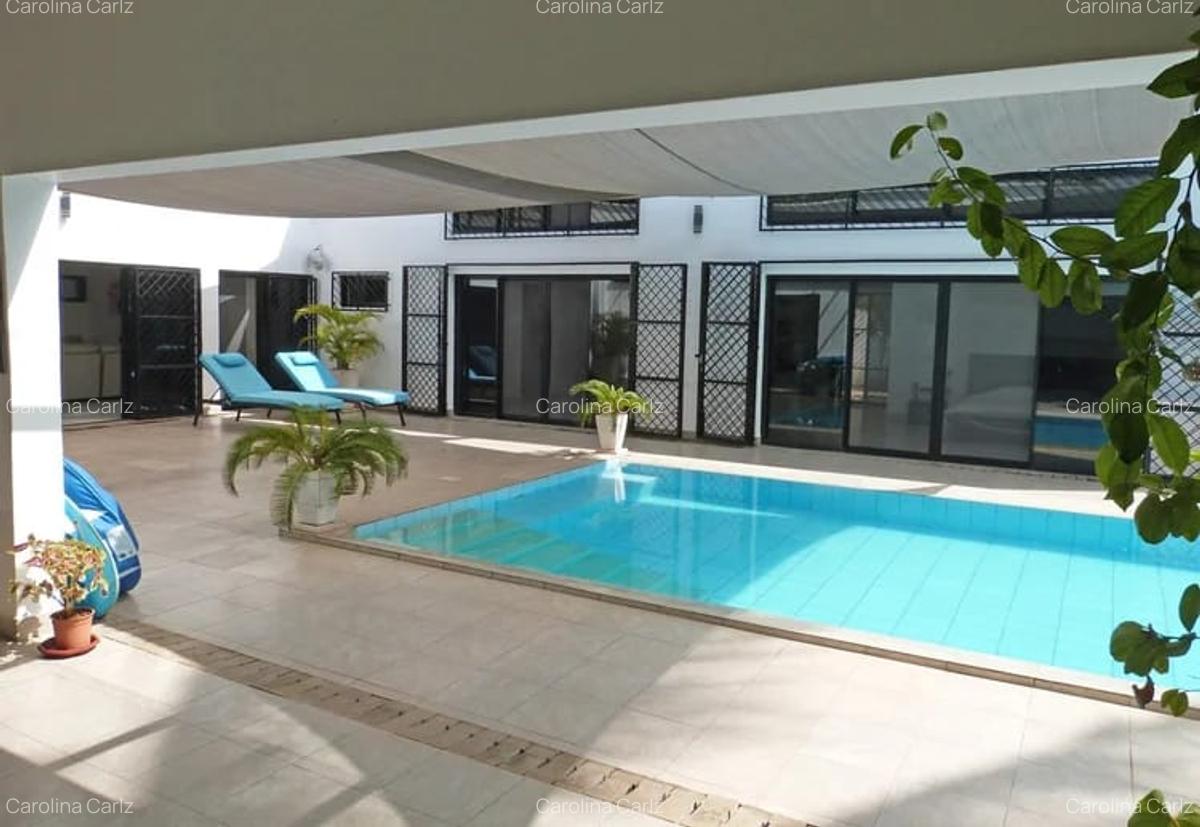4 Bed House with En Suite in Watamu - 10
