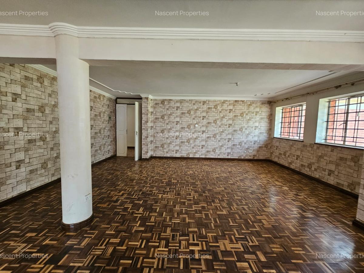 5 Bed House with En Suite in Loresho - 16