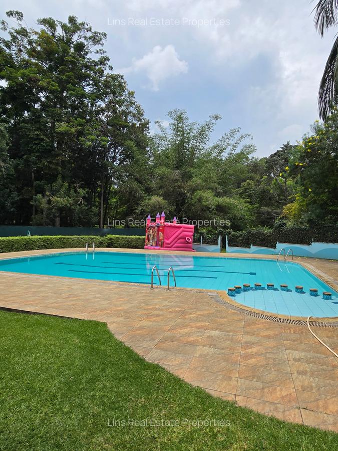 4 Bed Townhouse with En Suite in Lavington - 4