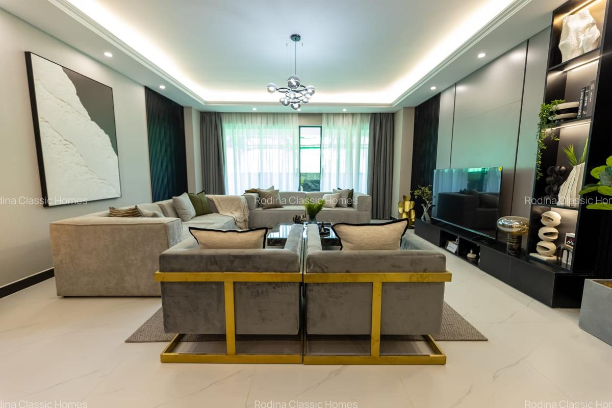 4 Bed Apartment with En Suite at Othaya Road - 17