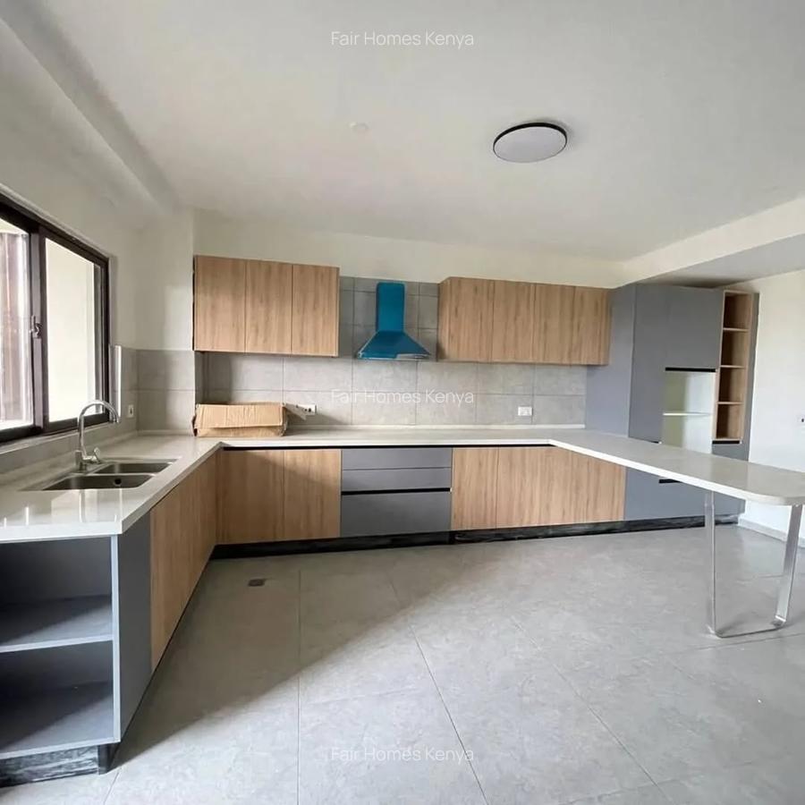 3 Bed Apartment with En Suite at Oloitoktok Road - 4