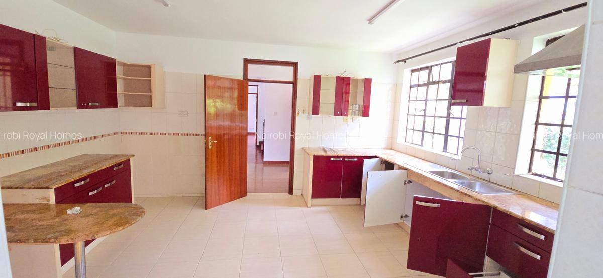 4 Bed Townhouse with En Suite at Lavington Mugumo Road 55 - 12