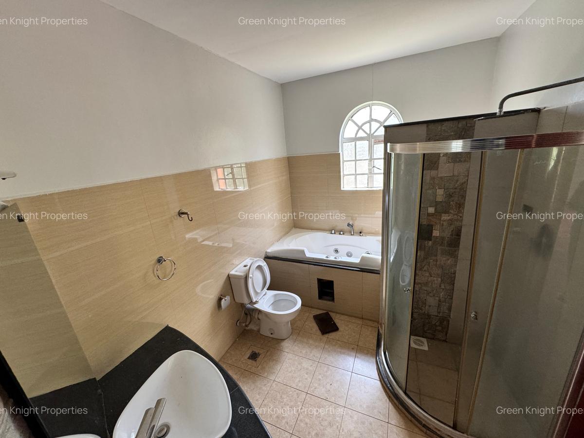 4 Bed House with En Suite in Karen - 7