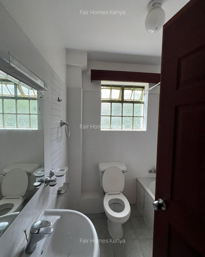 4 Bed Townhouse with En Suite at Chalbi Drive - 6