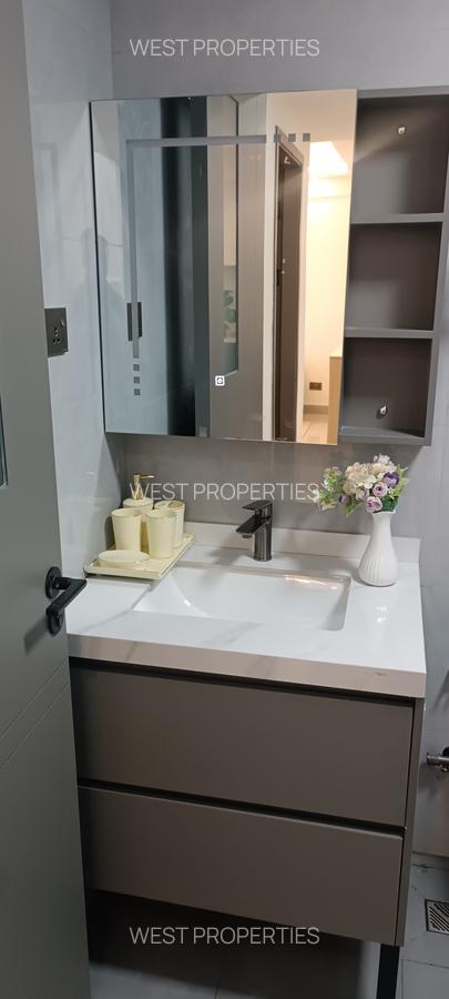 2 Bed Apartment with En Suite in Kilimani - 6