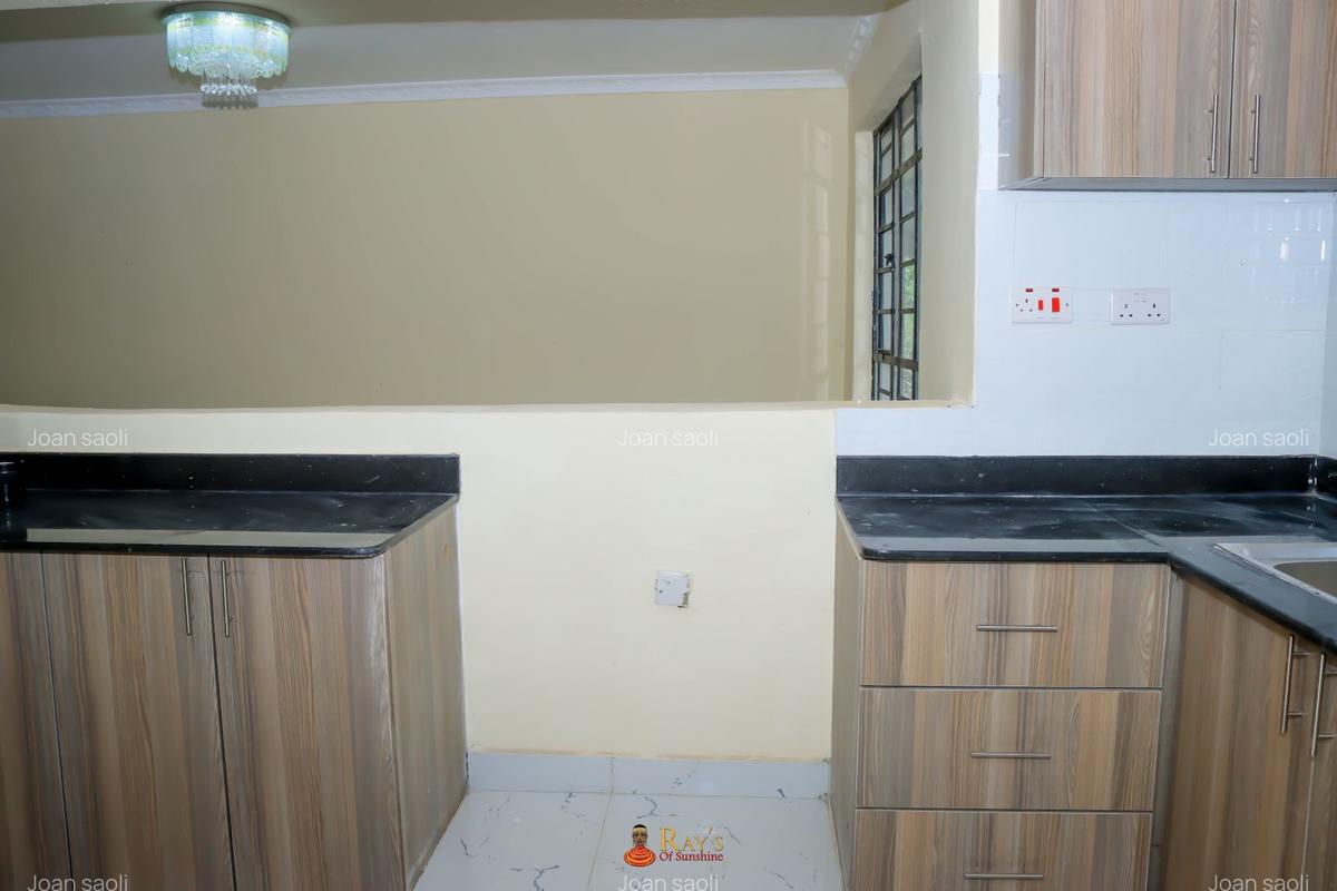 4 Bed House with En Suite at Shompole Road - 7