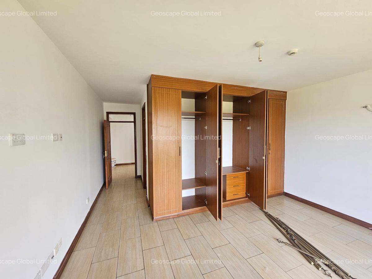 4 Bed Townhouse with En Suite in Runda - 2